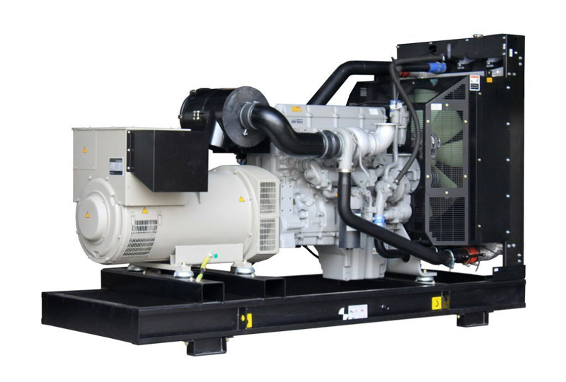 龙里柴油发电机组租赁出租机油底壳正确清洗方法