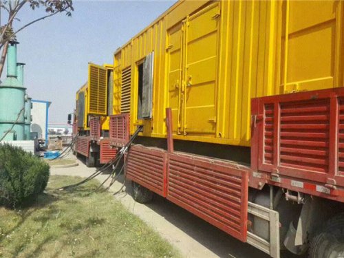 龙里发电机租赁公司为您介绍一下康明斯柴油发电机组的优点