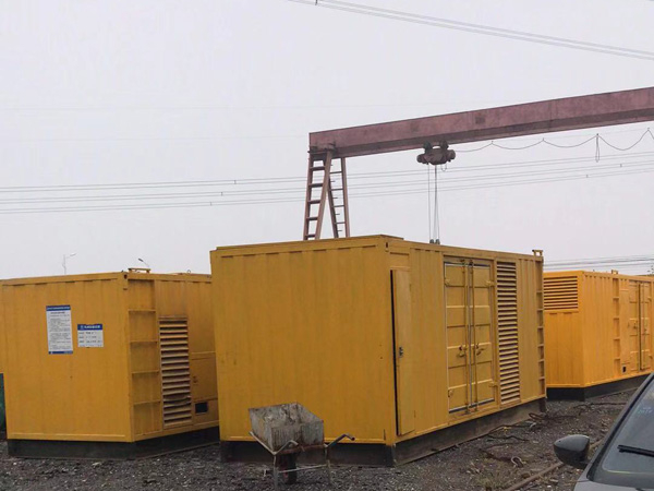 龙里100kw柴油发电机组每小时油耗？